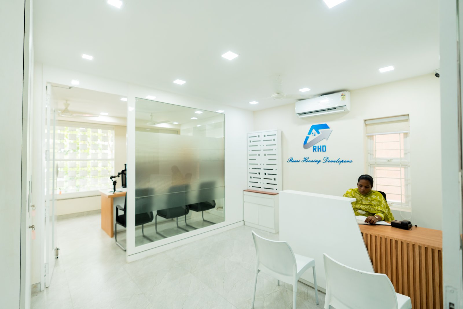 Raasi Business Centre workspace